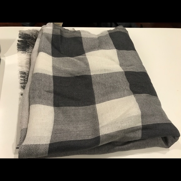 Burberry Pale Gray Wool Silk Checkered Scarf